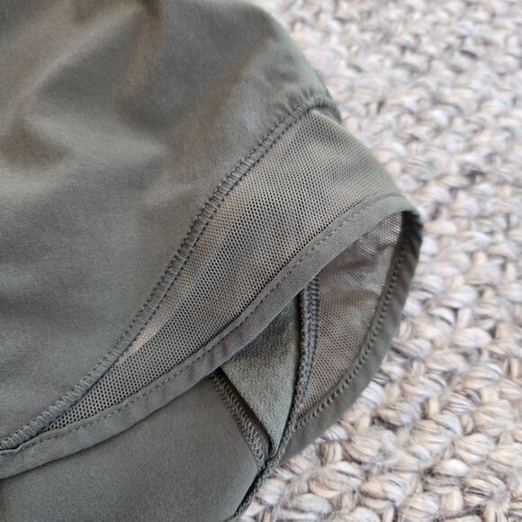 Lululemon Hotty Hot Short Womens Size 4 Seafoam Army Green 2 inch Inseam Running - Picture 3 of 8